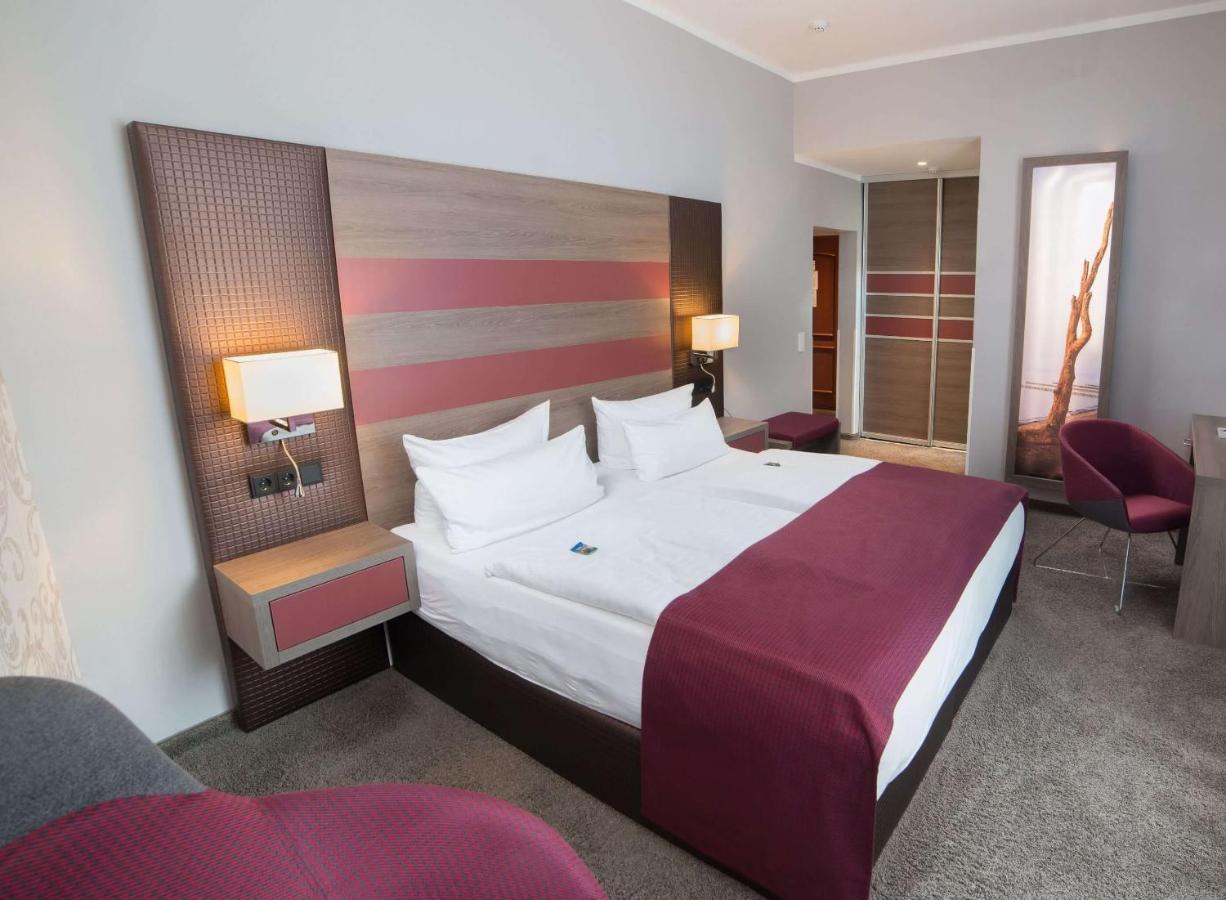 Hotel Am Alten Strom Rostock Exterior foto